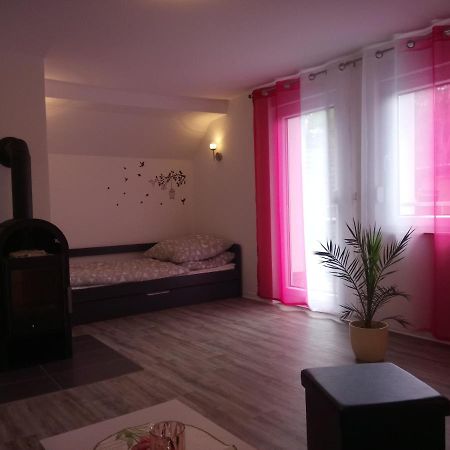 Haus Waldidyll Appartement Lauta Buitenkant foto
