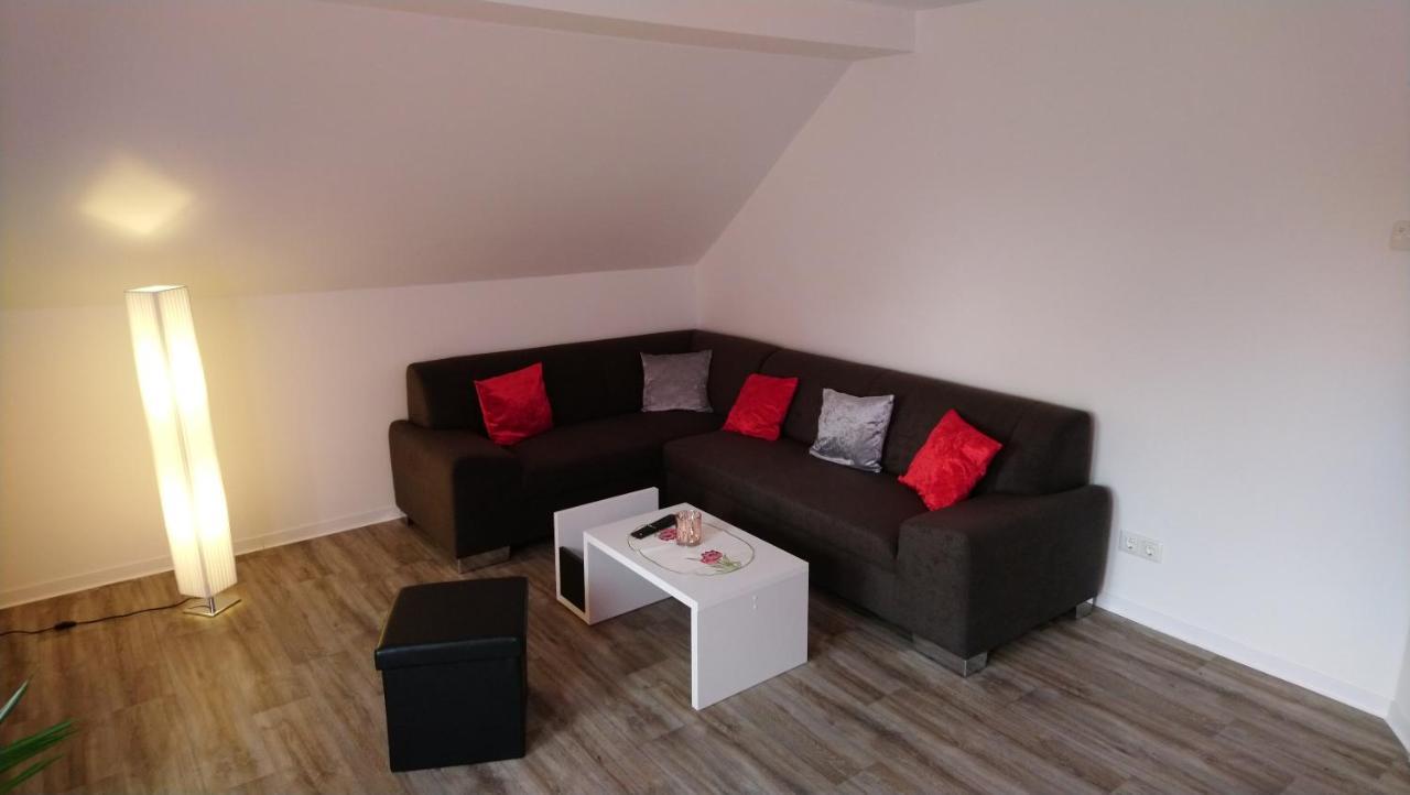 Haus Waldidyll Appartement Lauta Buitenkant foto